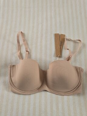 SKIMS Fits Everybody Strapless Bra Size:32C Mica